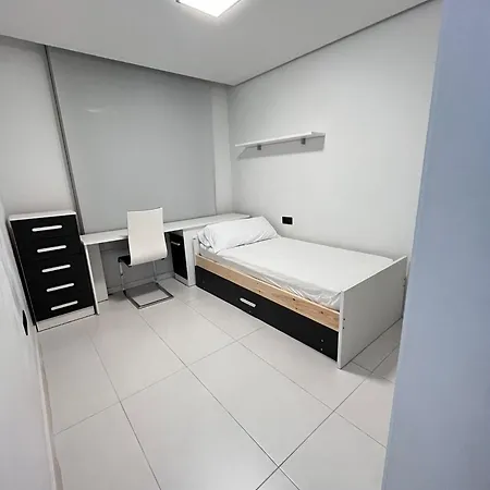Bright Modern Trr * Orihuela